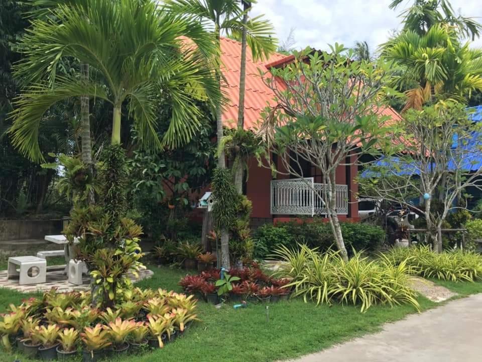 Ya Teng Homestay Banthaszaj Kültér fotó