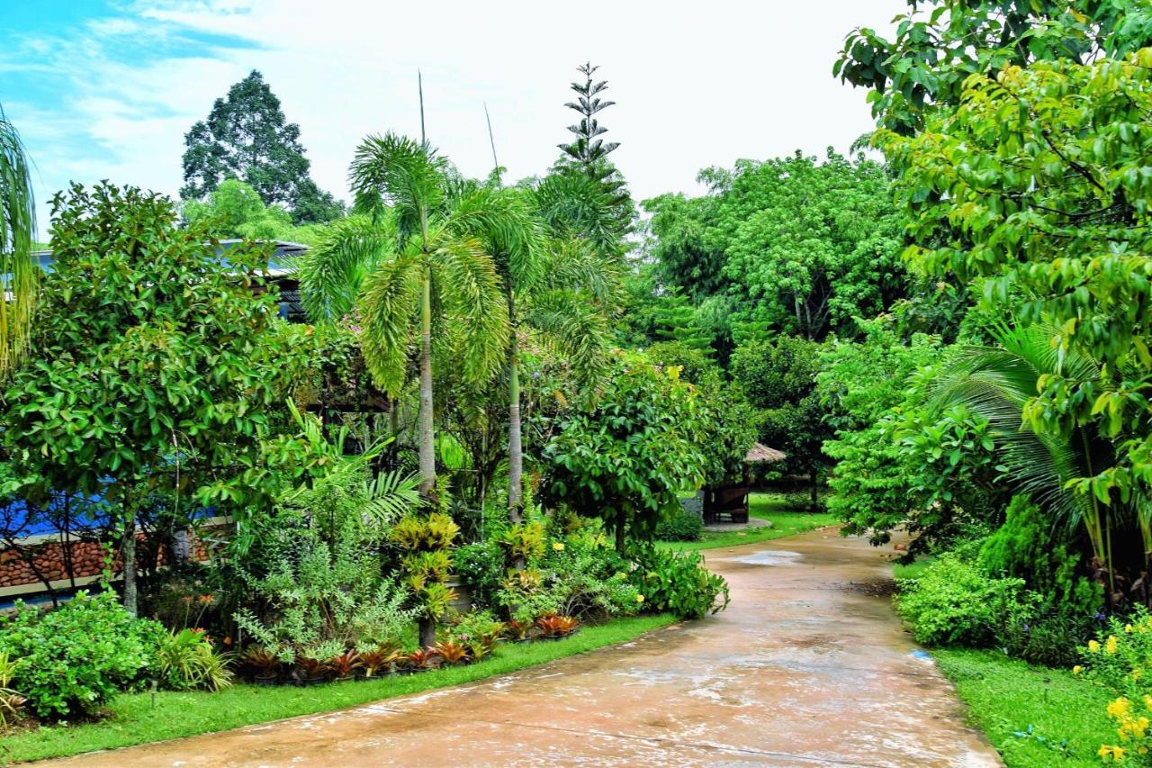 Ya Teng Homestay Banthaszaj Kültér fotó